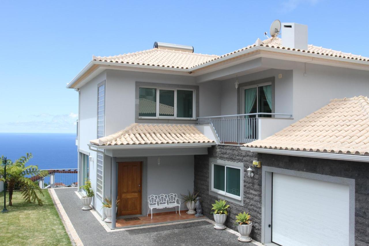 Villa Abreu - A Wonderful Ocean View Calheta  Exterior photo