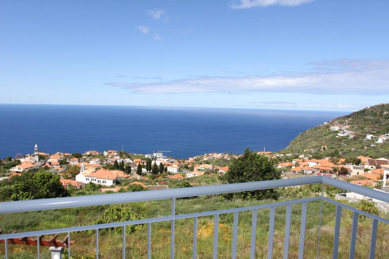 Villa Abreu - A Wonderful Ocean View Calheta  Exterior photo