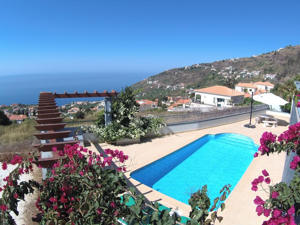 Villa Abreu - A Wonderful Ocean View Calheta  Exterior photo